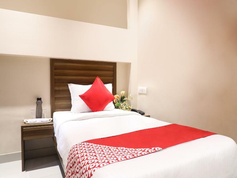 Super Hotel O Vaishnavi Inn Hyderabad Exterior photo